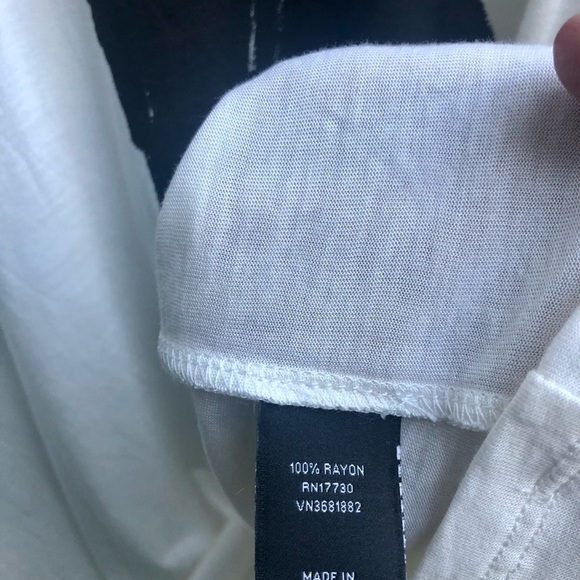 ๐ *NWT* JASON WU X TARGET COLLAB WHITE W/ CAT PRINT XL T-SHIRT! ๐คฉ - Picture 5 of 7